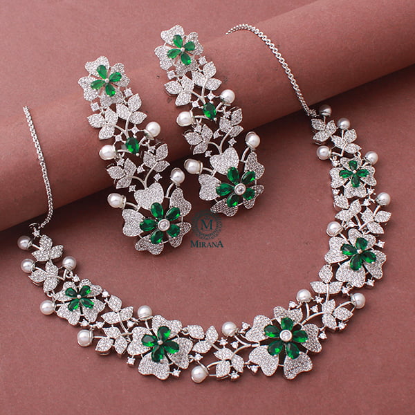 Daisy Emerald Green Pearl Fusion Necklace Set