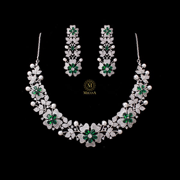 Daisy Emerald Green Pearl Fusion Necklace Set