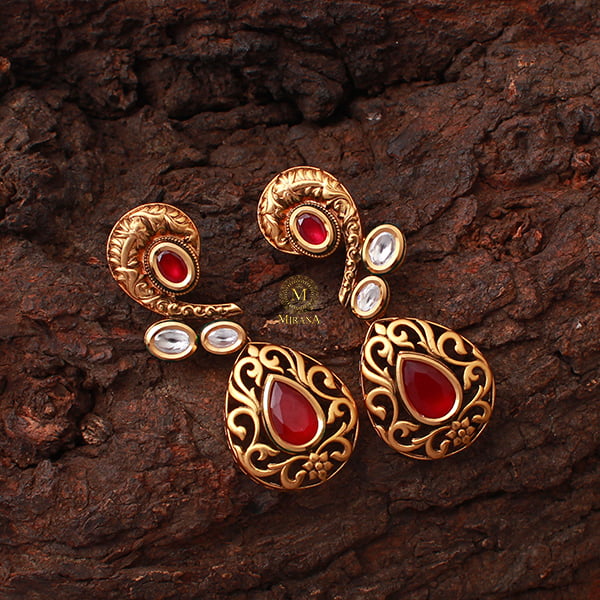 Madhulika Ruby Antique Husli Necklace Set
