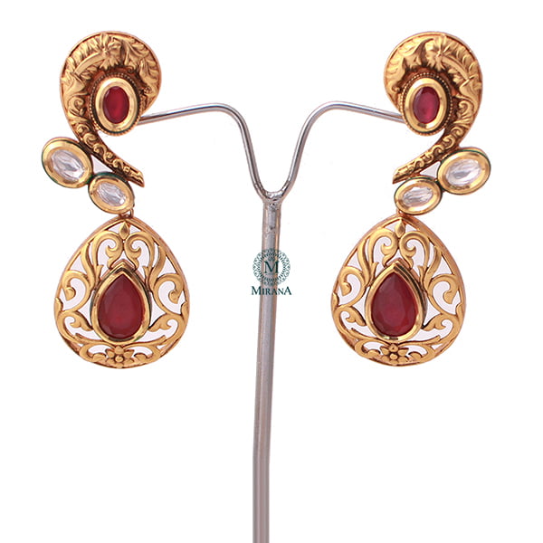 Madhulika Ruby Antique Husli Necklace Set