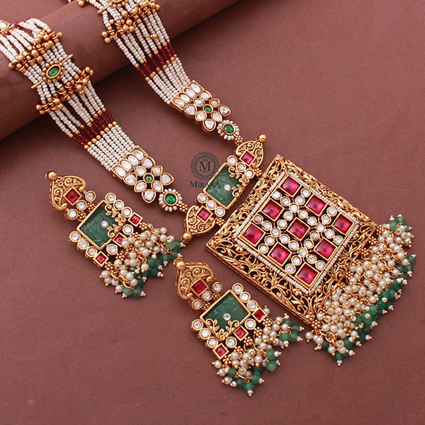 Saranshi Multi Pearl Antique Designer Necklace Set