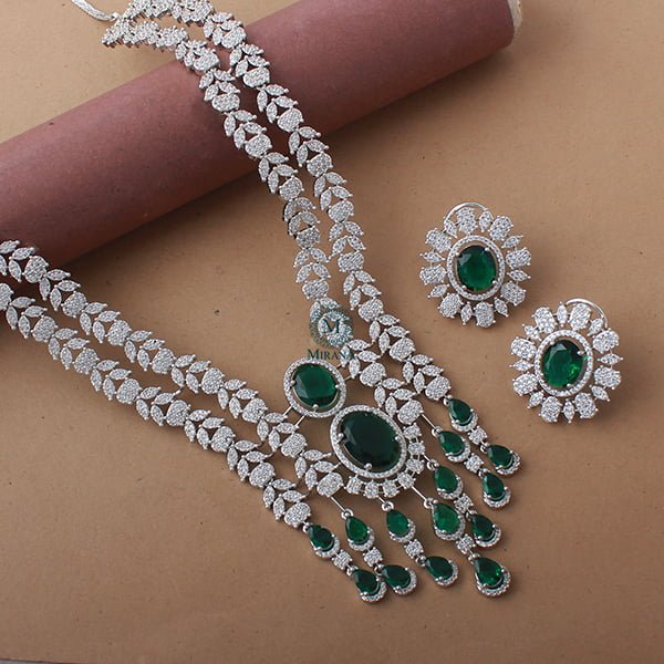 Hazel Emerald Green Designer Necklace Set