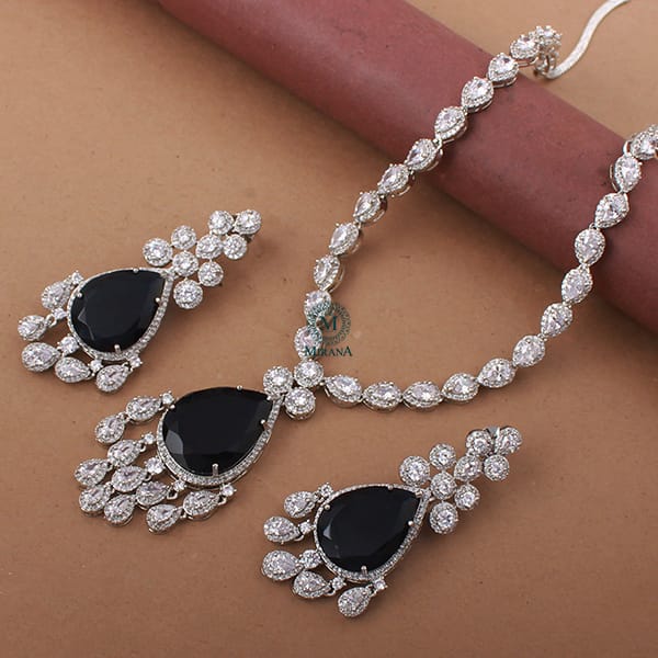 Nio Sapphire Blue Designer Necklace Set