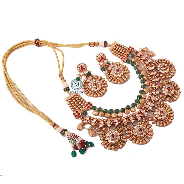 Kaarvi Antique Layered Designer Necklace Set