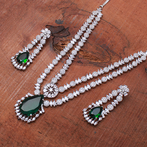 Lovey Emerald Green Layered Necklace Set