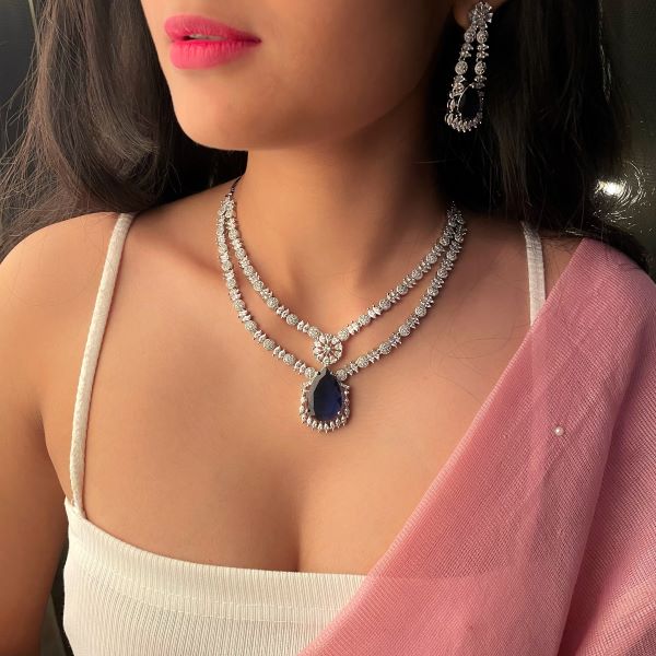 Lovey Sapphire Blue Layered Necklace Set