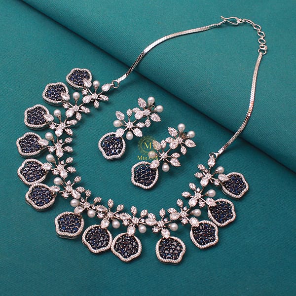 Jaylie Sapphire Blue Pearl Designer Necklace Set