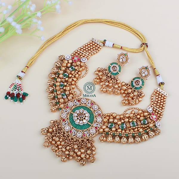 Madhubala Antique Designer Necklace Set