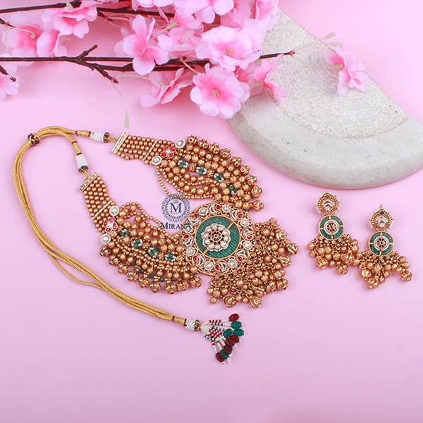 Madhubala Antique Designer Necklace Set