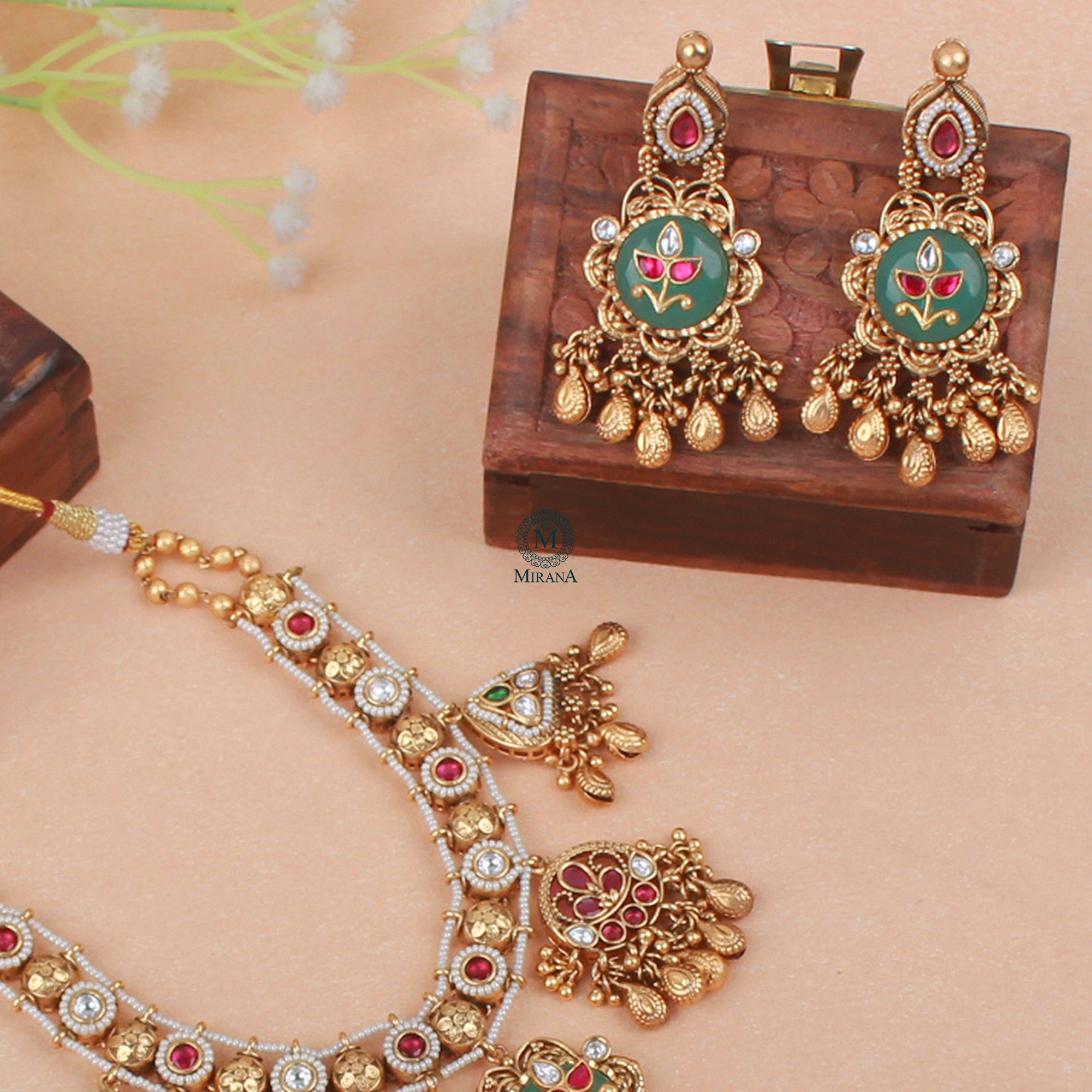 Drishi Antique Designer Necklace Set