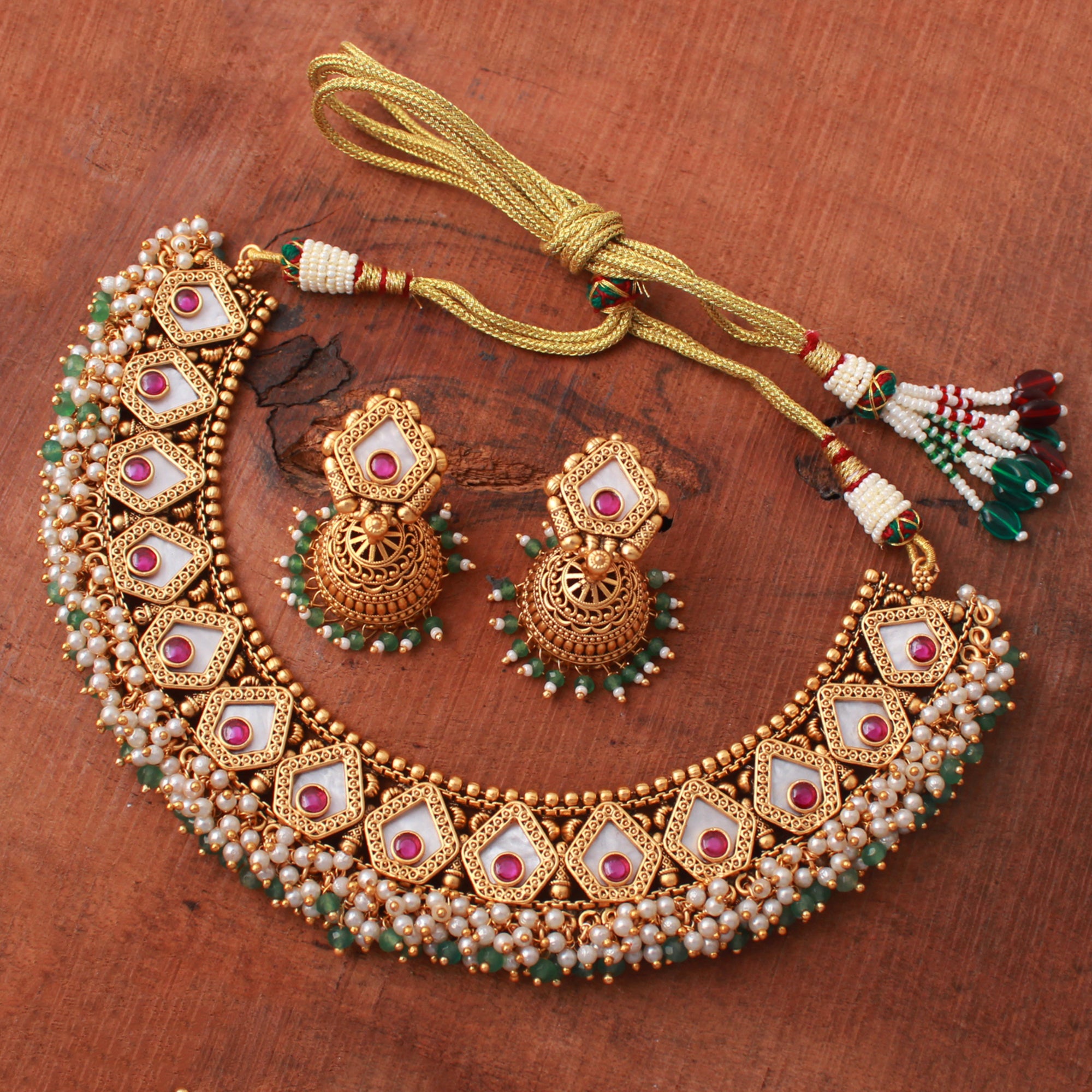 Samiksha MOP Antique Designer Neckalce Set
