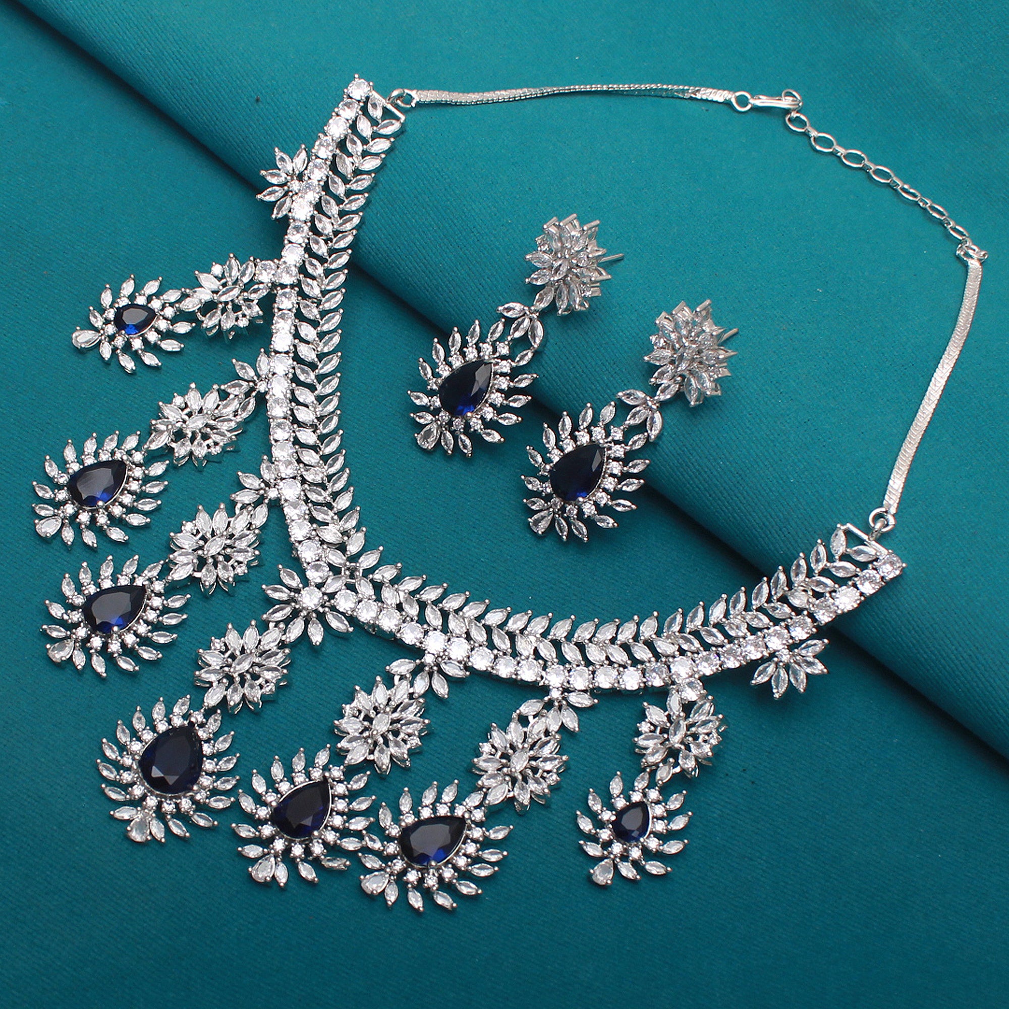 Clovia Sapphire Blue Necklace Set