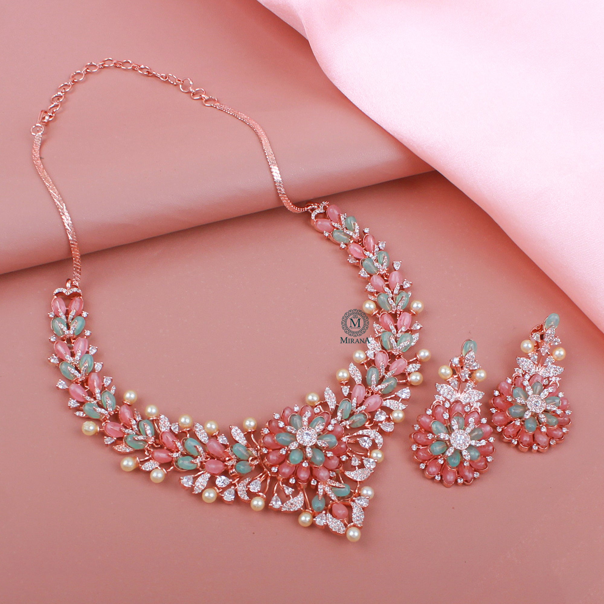 Saisha Fusion Designer Necklace Set