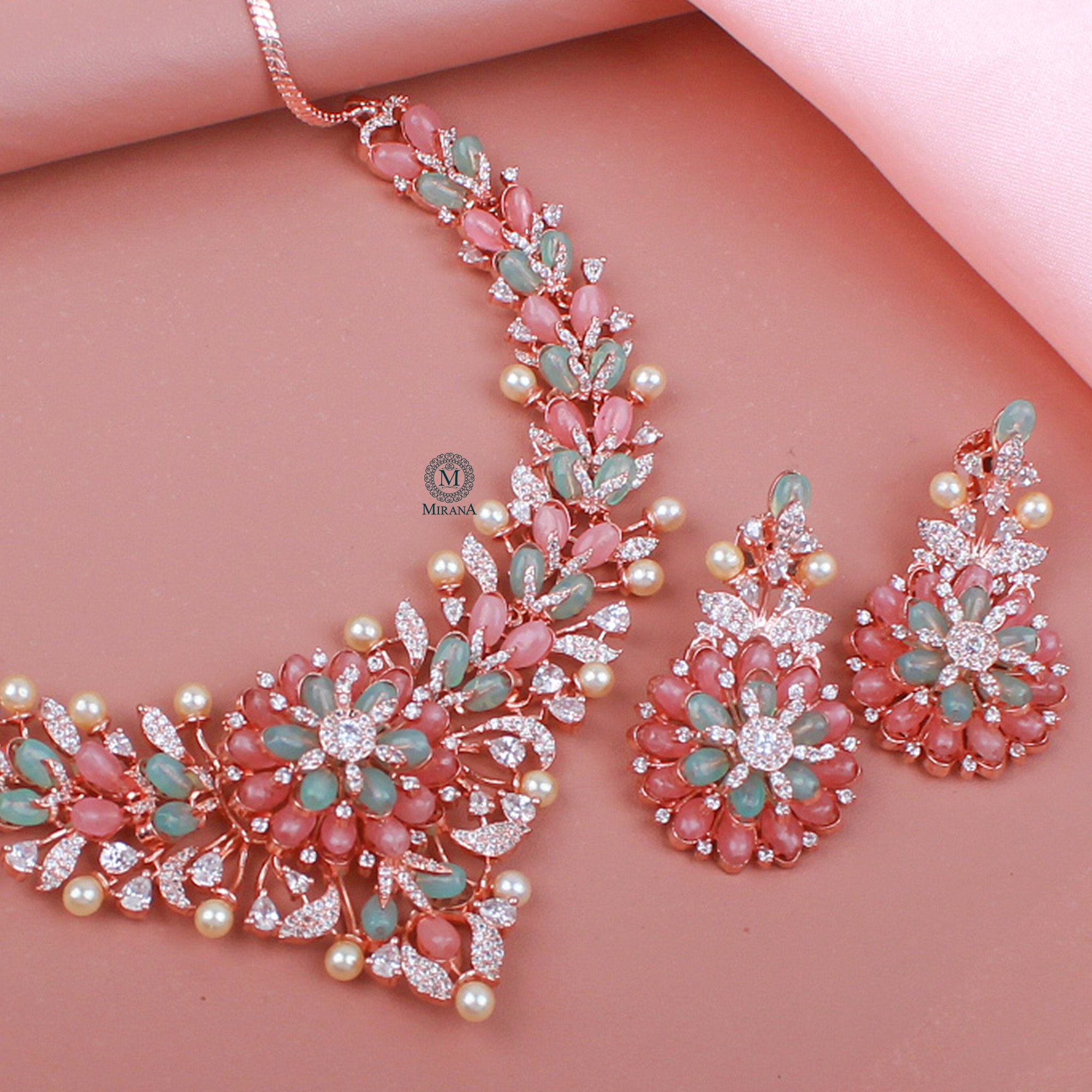 Saisha Fusion Designer Necklace Set