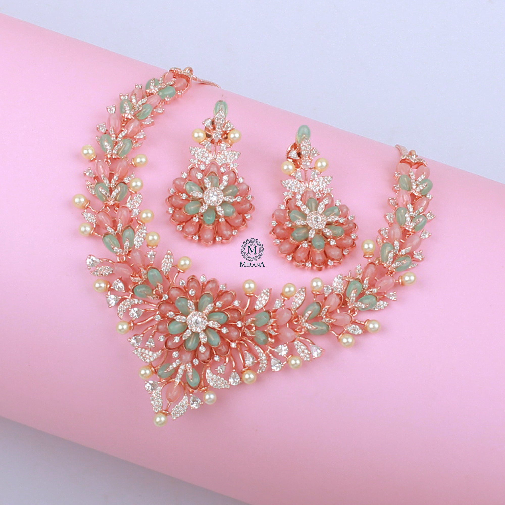 Saisha Fusion Designer Necklace Set