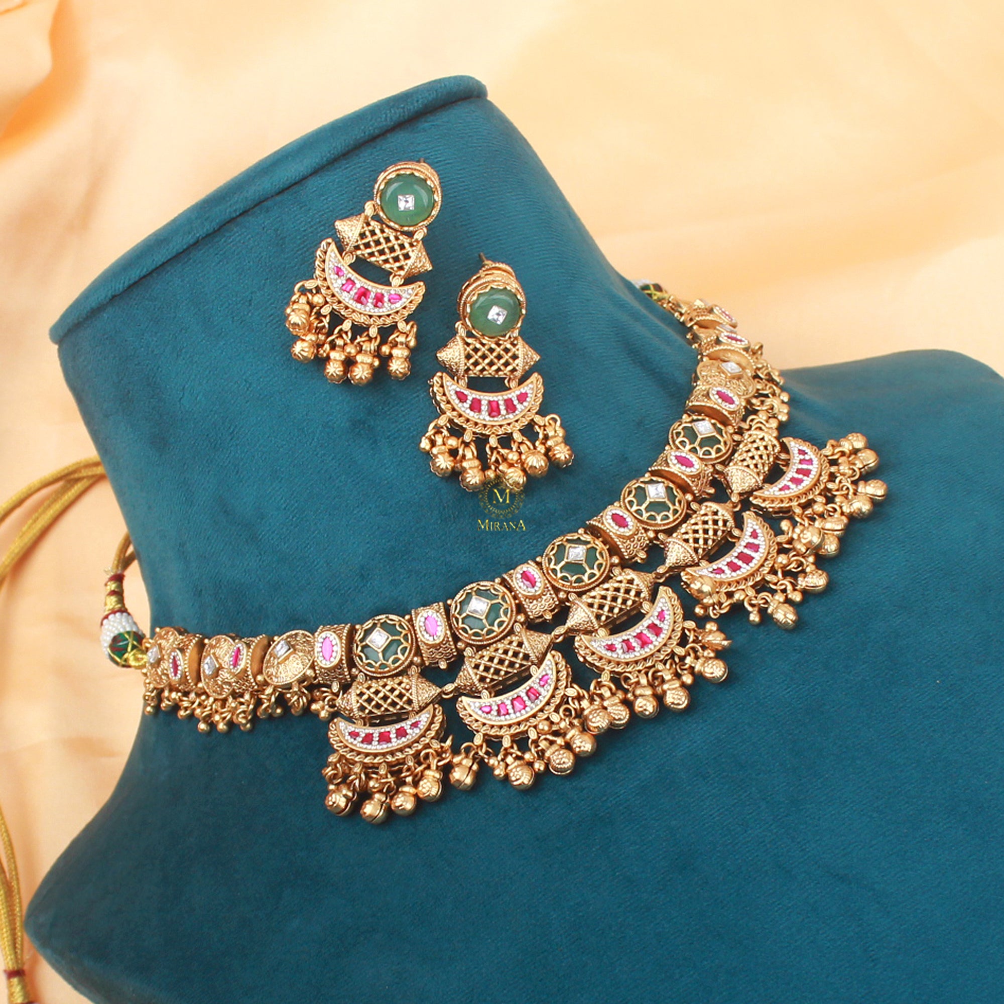 Vamya Antique Designer Necklace Set