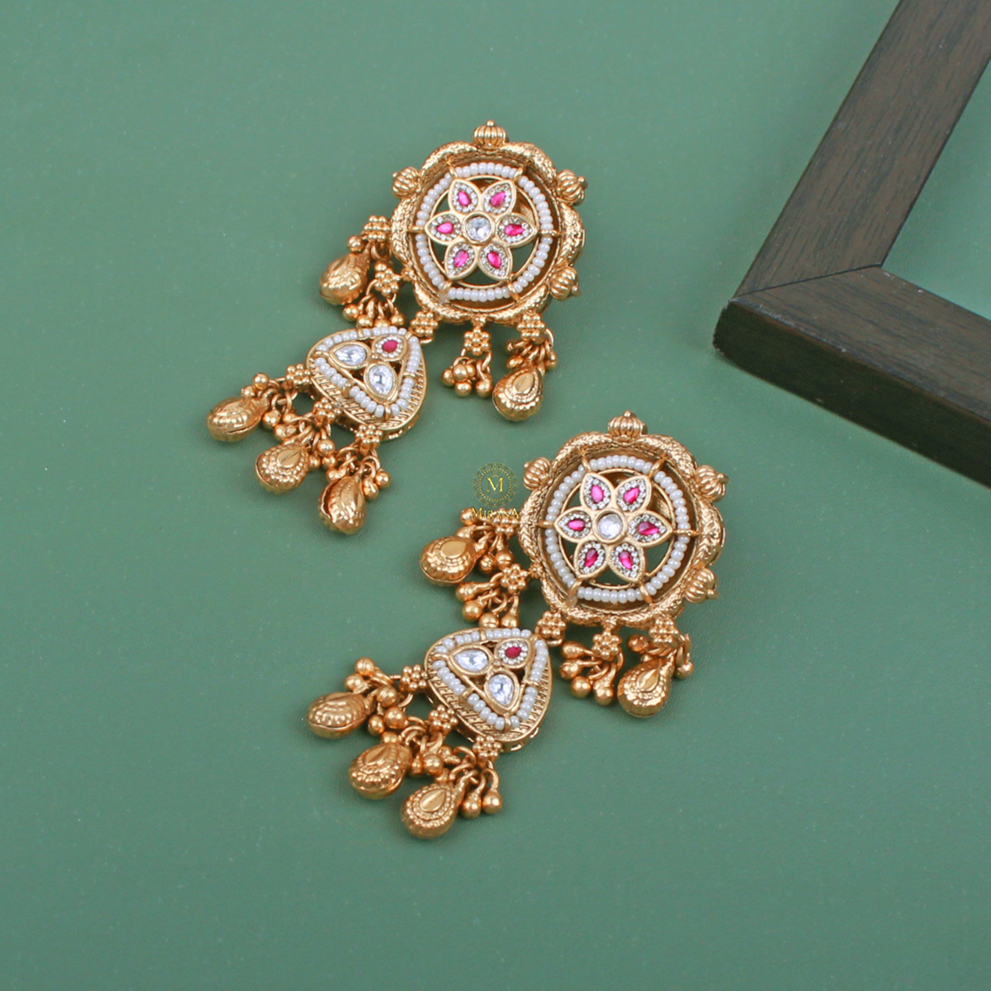 Shriya Antique Designer Necklace Set