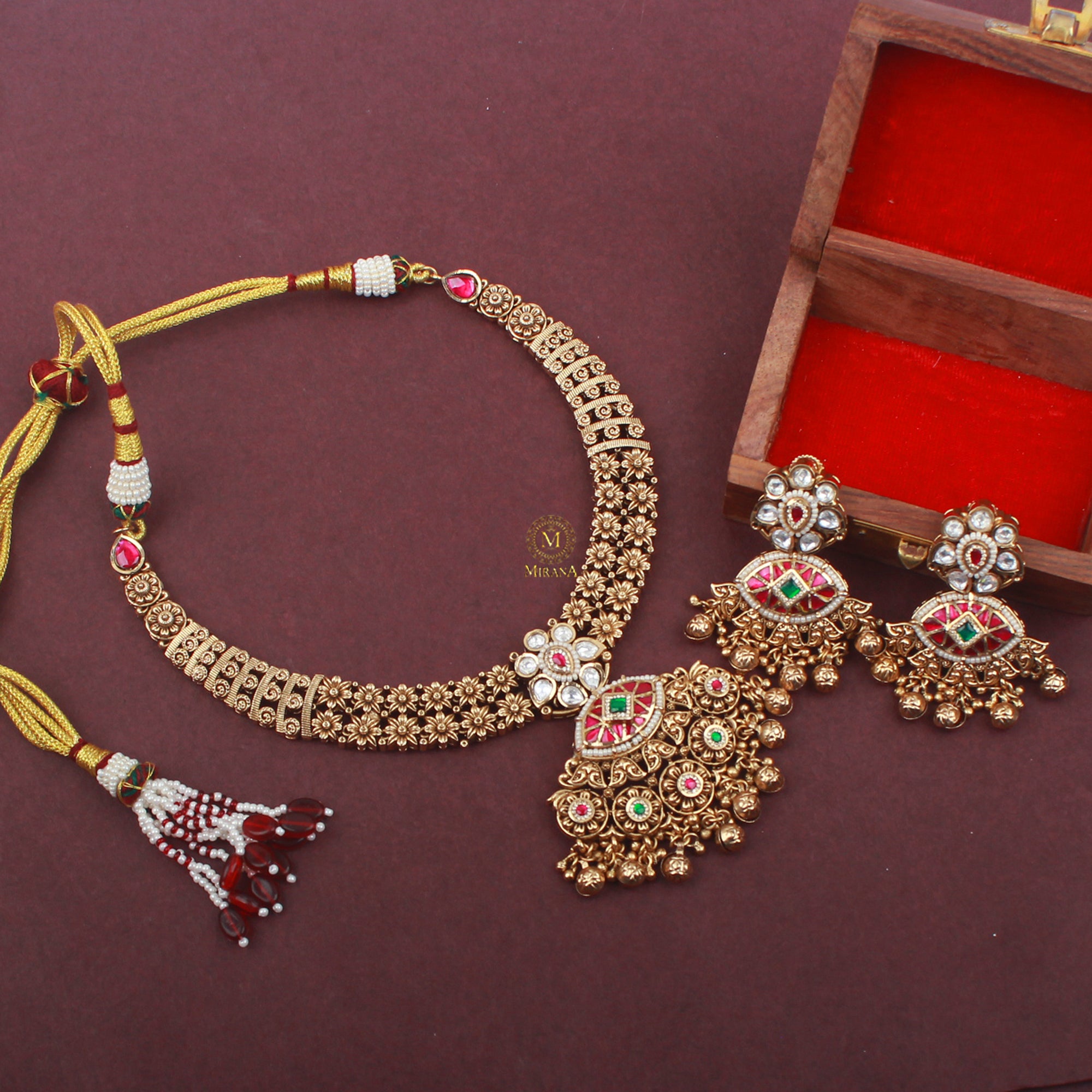 Sandhya Antique Necklace Set