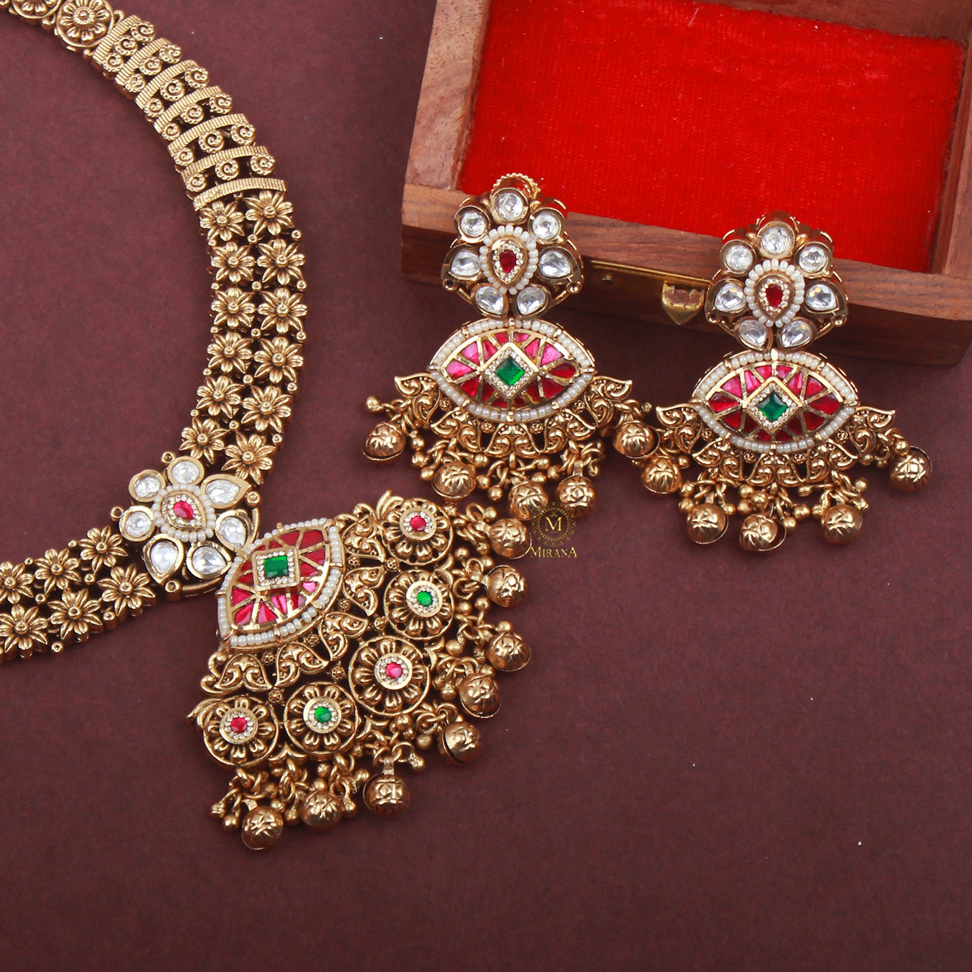 Sandhya Antique Necklace Set