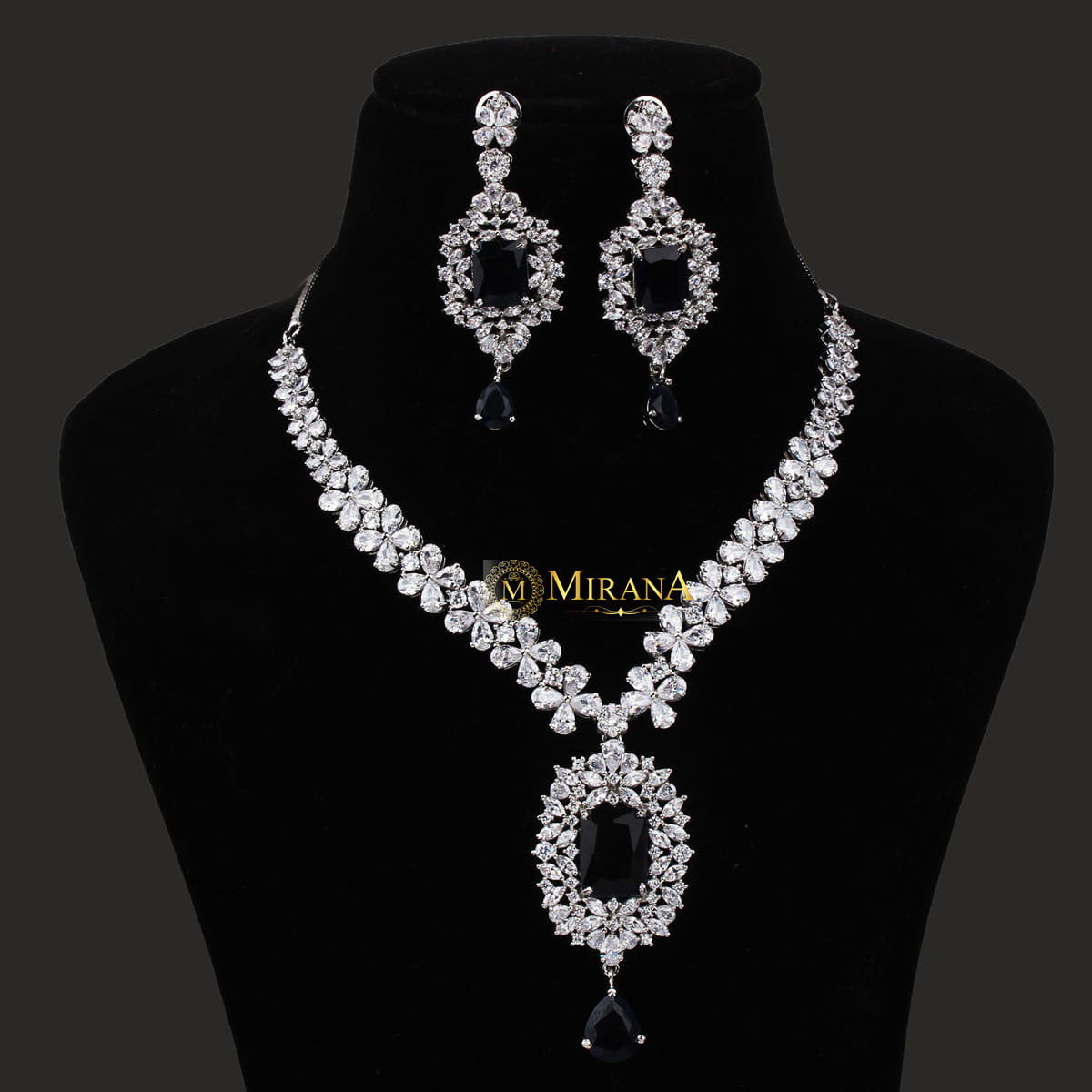 Blue Colored Elle Designer Necklace Set