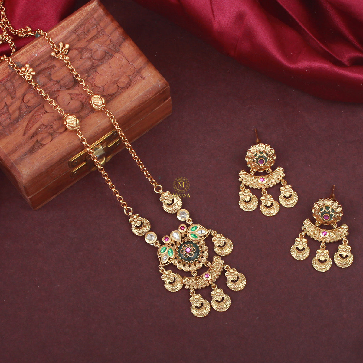 Bhuvi Antique Designer Necklace Set