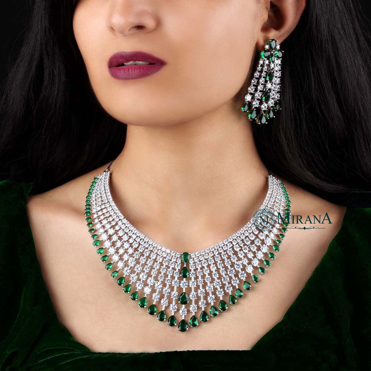 MJNK21N313-1-Charlie-Green-Colored-Bridal-Necklace-Set-Silver-Look-7.jpg