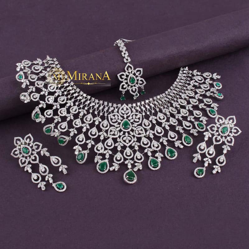 Senorita Green Colored Necklace Set