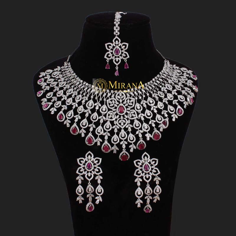 Senorita Ruby Colored Necklace Set