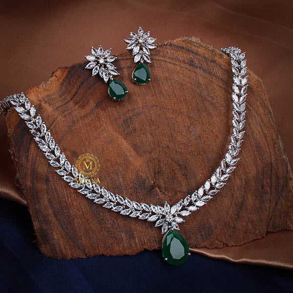 Diana Green Colored V Line Necklace Set