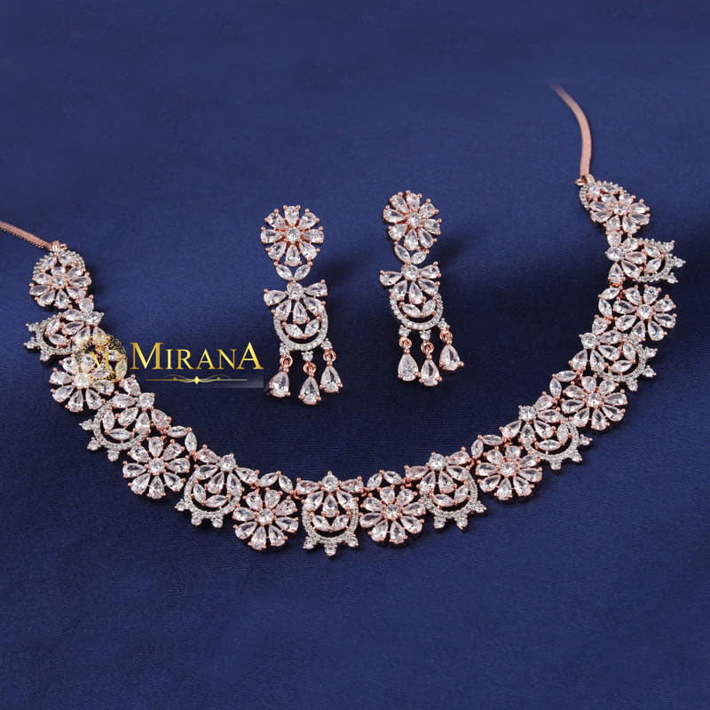 MJNK21N357-1-Benny-Pretty-Flower-Necklace-Set-Rose-Gold-Look-4.jpg