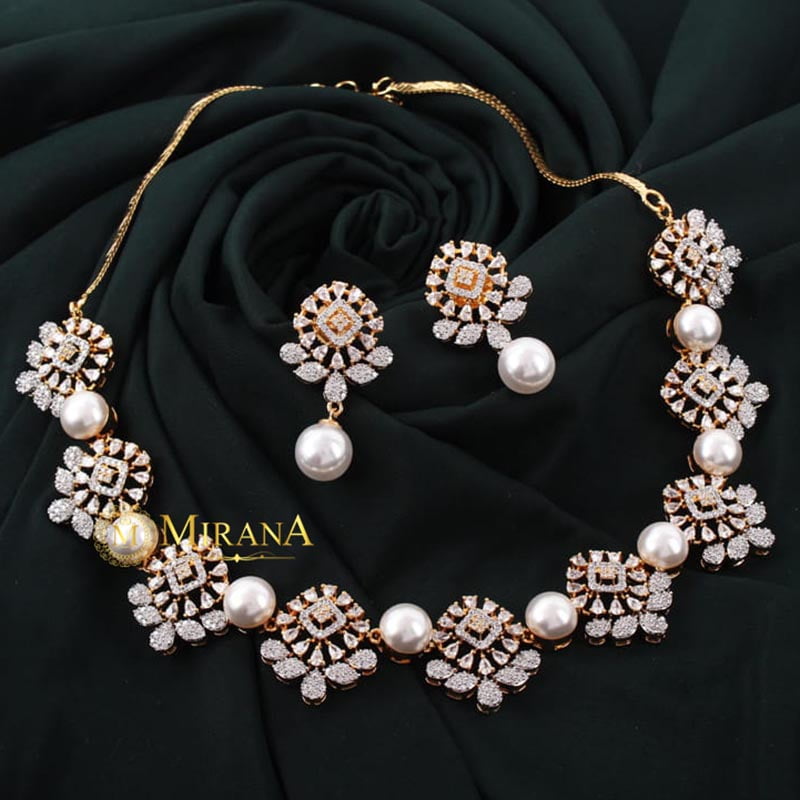 MJNK21N411-3-Ovie-Pearl-Designer-Necklace-Set-Gold-Look-2.jpg July 16, 2022