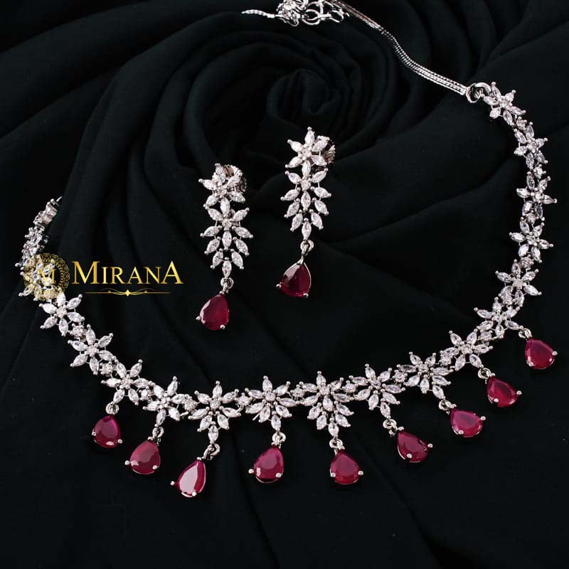 MJNK21N424-1-Naisha-Ruby-Colored-Designer-Necklace-Set-Silver-look-1.jpg July 29, 2022 78 KB