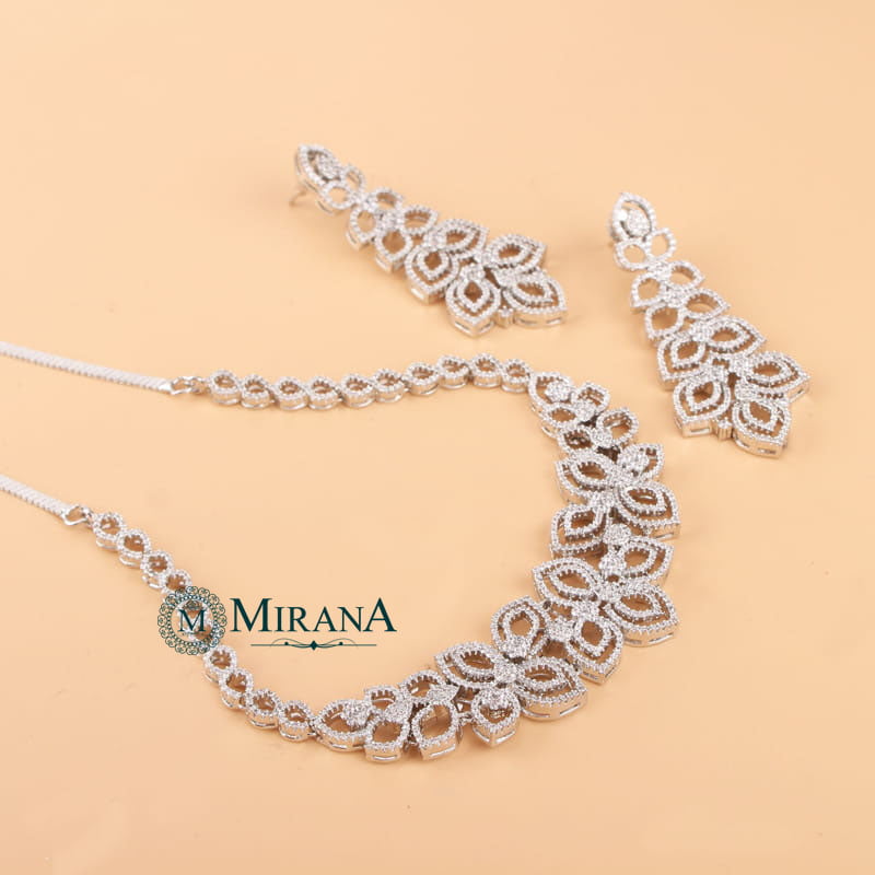 Anemone Flower Designer Necklace Set