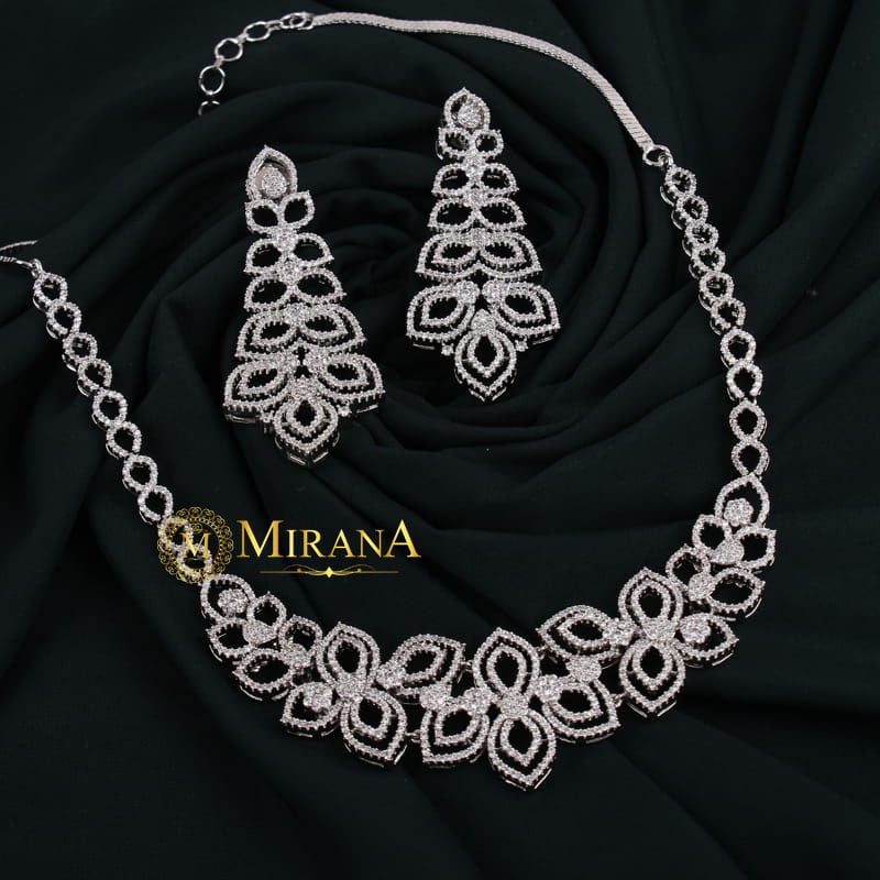 Anemone Flower Designer Necklace Set