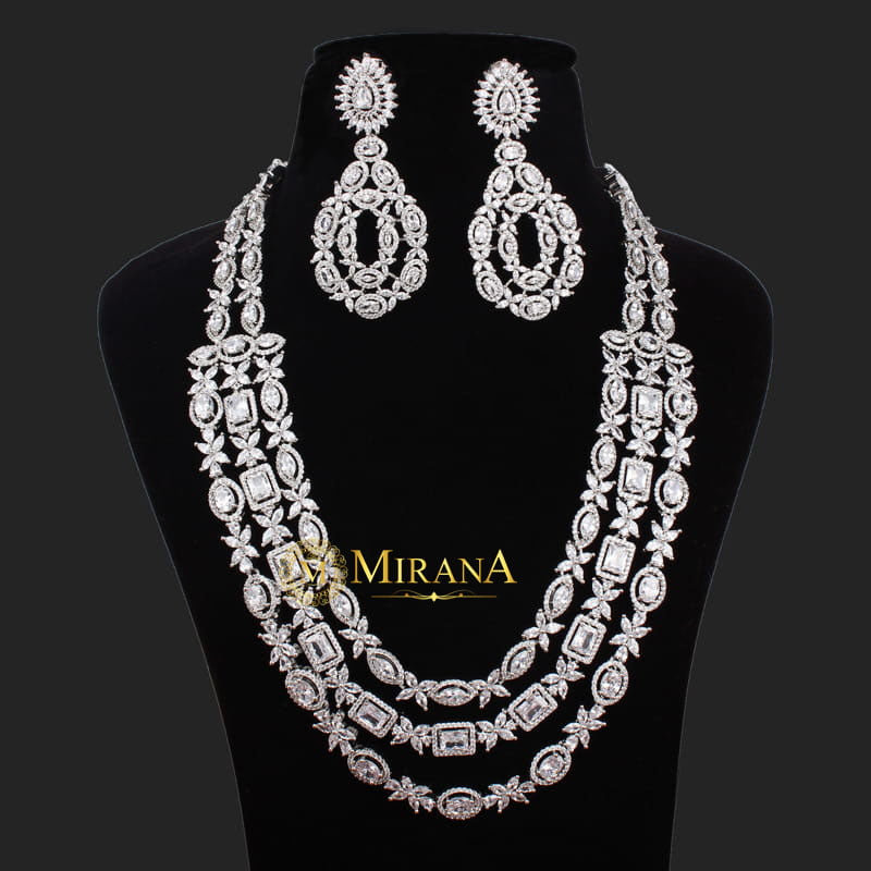 Morisha Triple Layered Designer Necklace Set