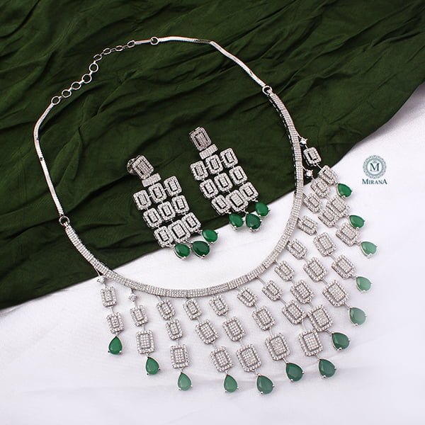 Winget Emerald Green Designer Necklace Set