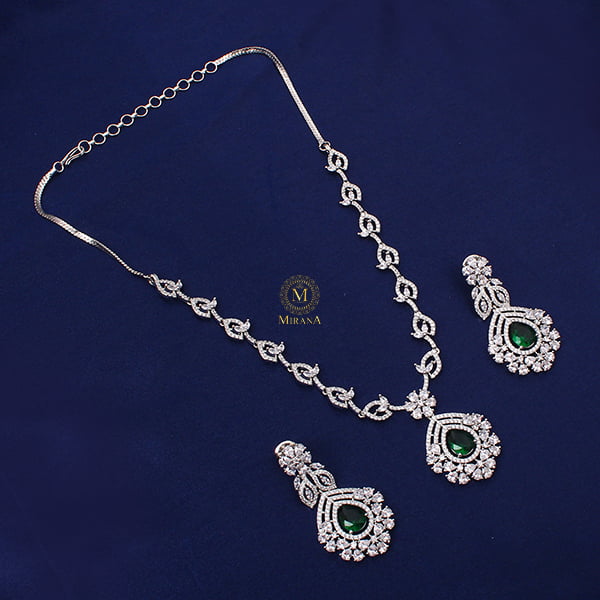 Laisha Emerald Green Designer Necklace Set
