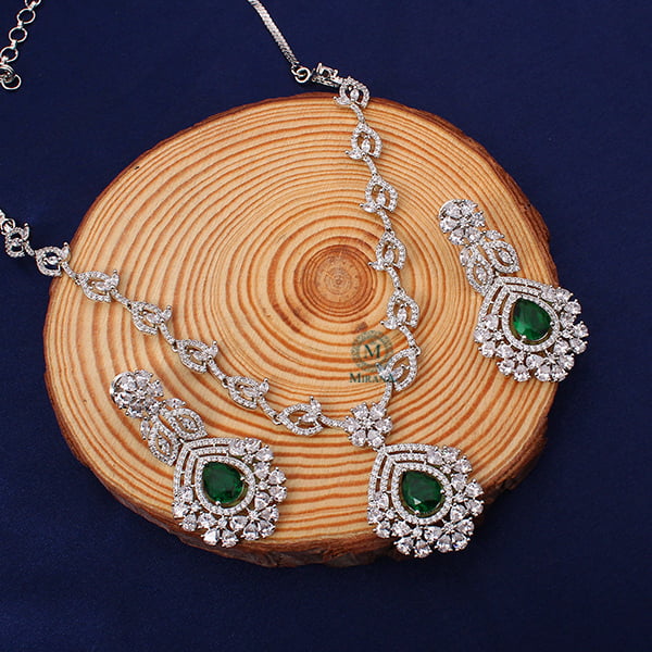 Laisha Emerald Green Designer Necklace Set