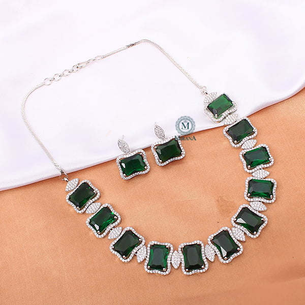 Gigi Emerald Green Designer Necklace Set