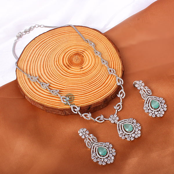 Laisha Pastel Green Designer Necklace Set