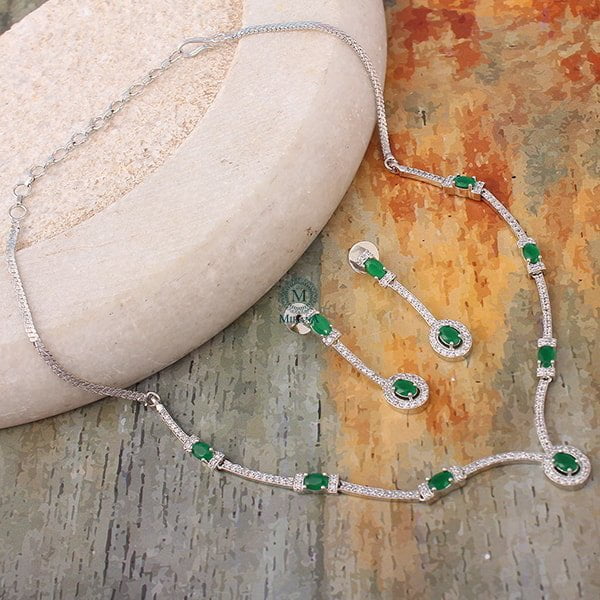 Rubans Green Designer Necklace Set