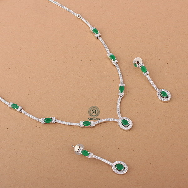 Rubans Green Designer Necklace Set