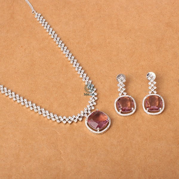 Nomisha Wine Color Necklace Set
