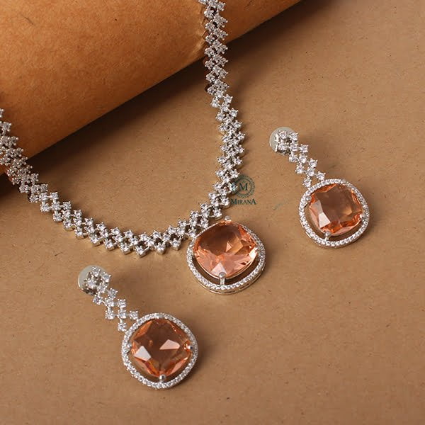 Nomisha Champagne Color Necklace Set