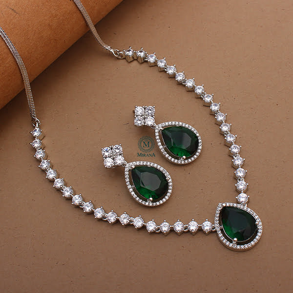 Helen Emerald Green Designer Necklace Set