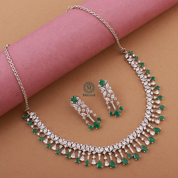 Quesha 925 Pure Silver Emerald Green Necklace Set