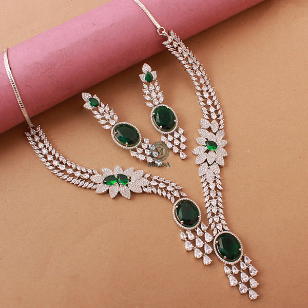 Bella Emerald Green Designer Necklace Set