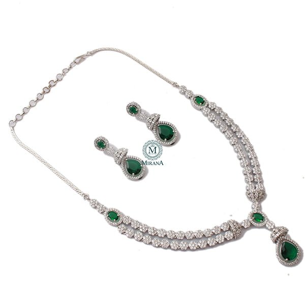 Ceria Emerald Green Layered Necklace Set