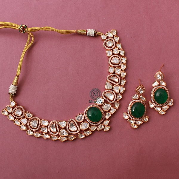 Medhavi Emerald Green Polki Necklace Set