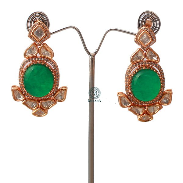 Medhavi Emerald Green Polki Necklace Set